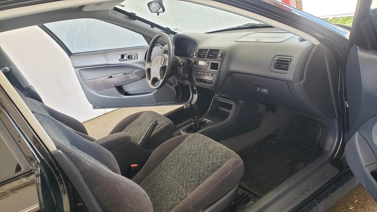 1998 Honda EK Civic - Image 28 of 31