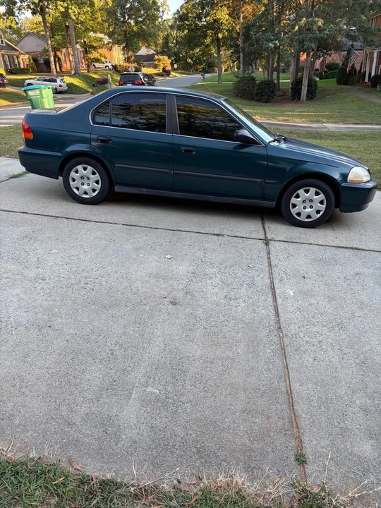 1998 Honda EK Civic - Image 2 of 10