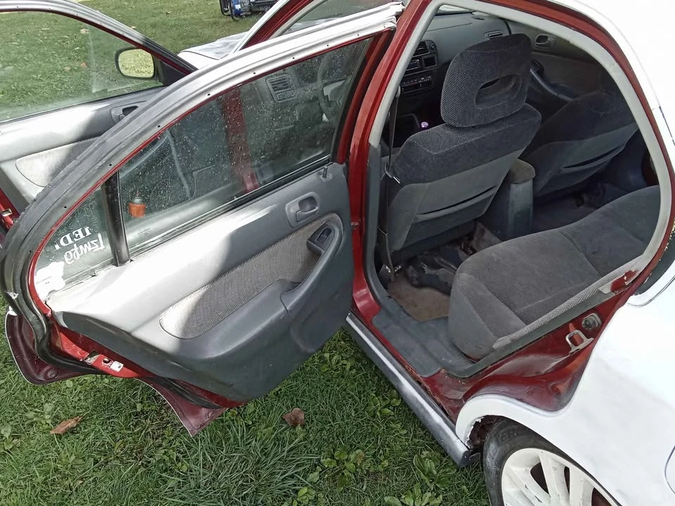 1998 Honda EK Civic - Image 6 of 10