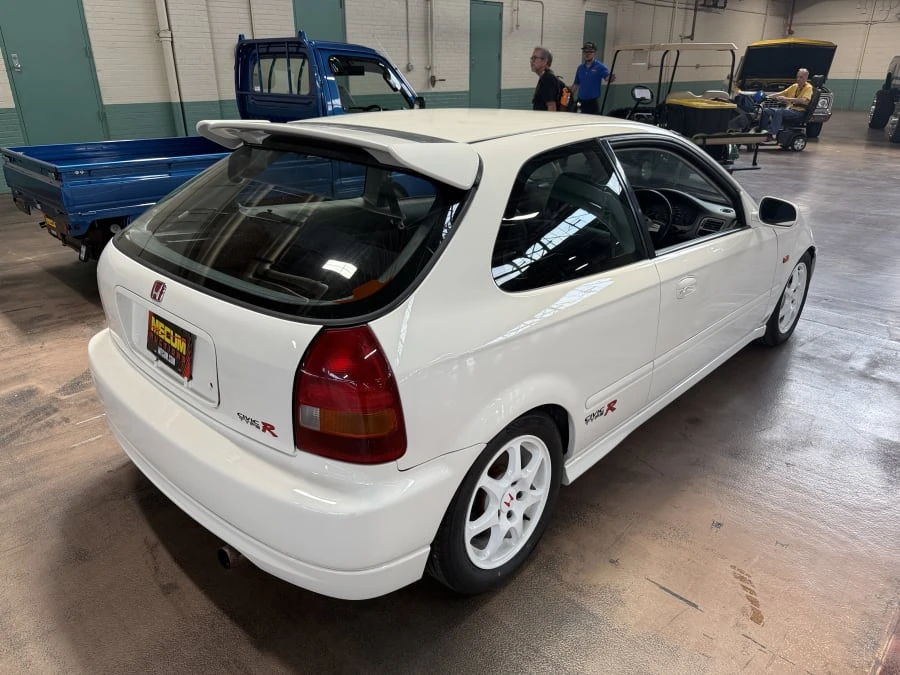 1998 Honda EK9 Civic Type R - Image 2 of 8