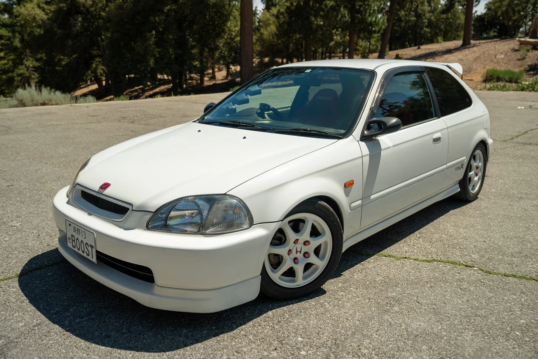 1998 Honda EK9 Civic Type R - Image 2 of 31