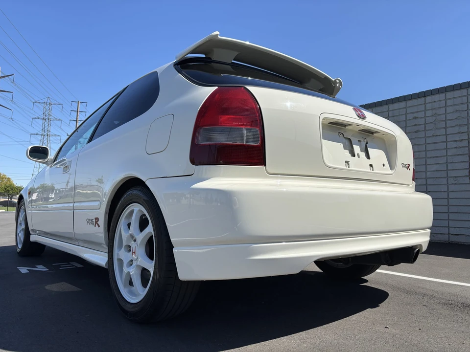 1998 Honda EK9 Civic Type R - Image 23 of 31