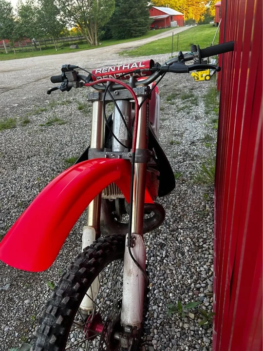 1998 Honda CR - Image 8 of 8
