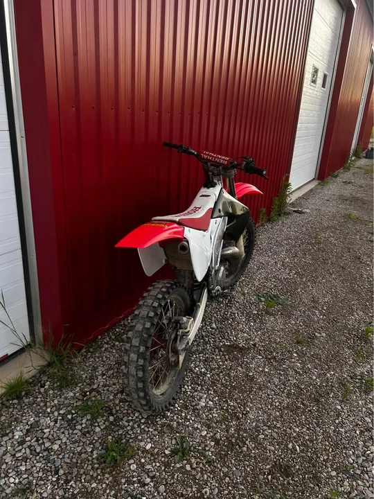 1998 Honda CR - Image 4 of 8