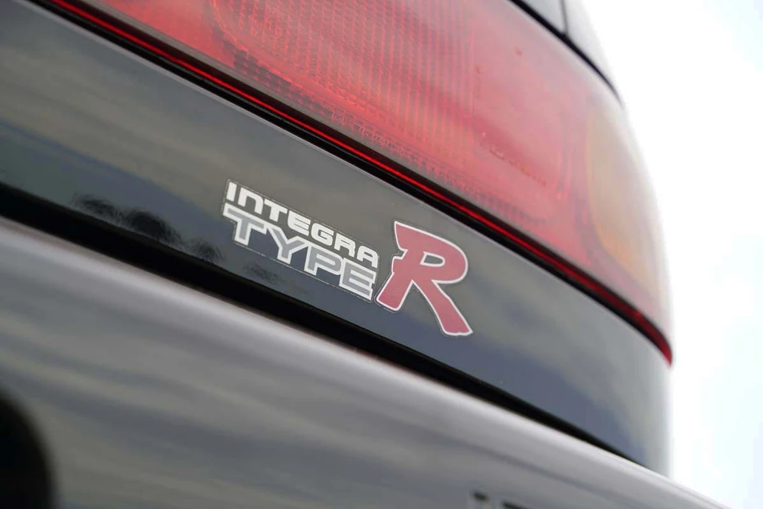 1998 Acura Integra Type R 3rd Gen - Image 14 of 31