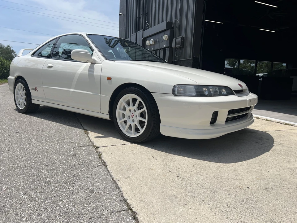 1998 Acura Integra Type R 3rd Gen - Image 9 of 31