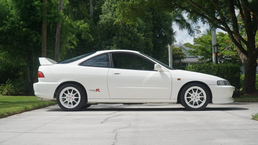 1998 Acura Integra Type R 3rd Gen - Image 2 of 28