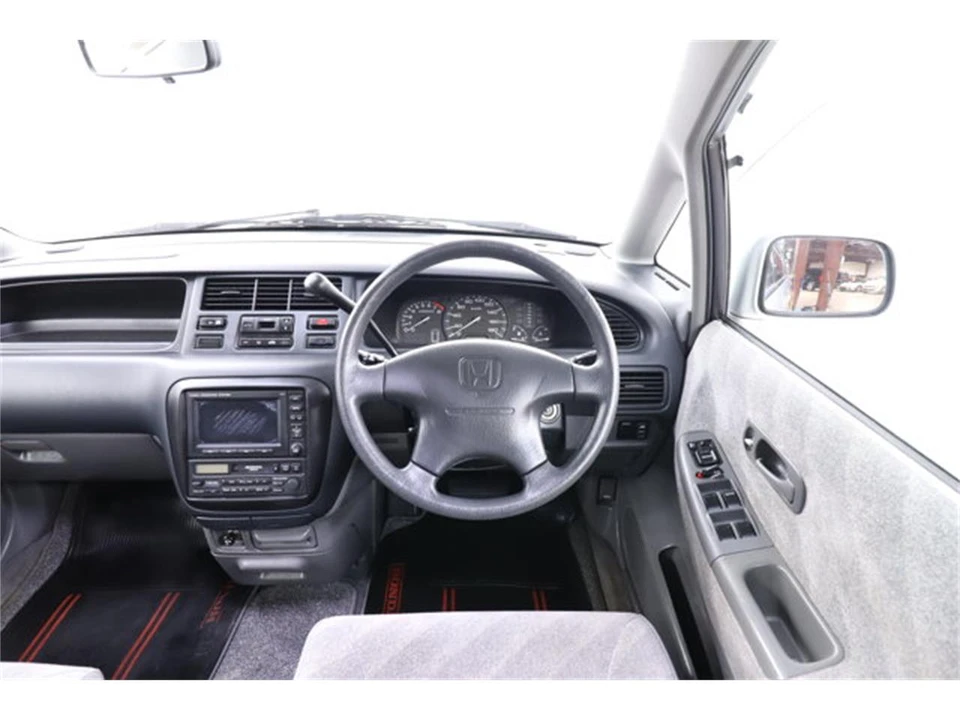 1998 Honda Odyssey - Image 10 of 31