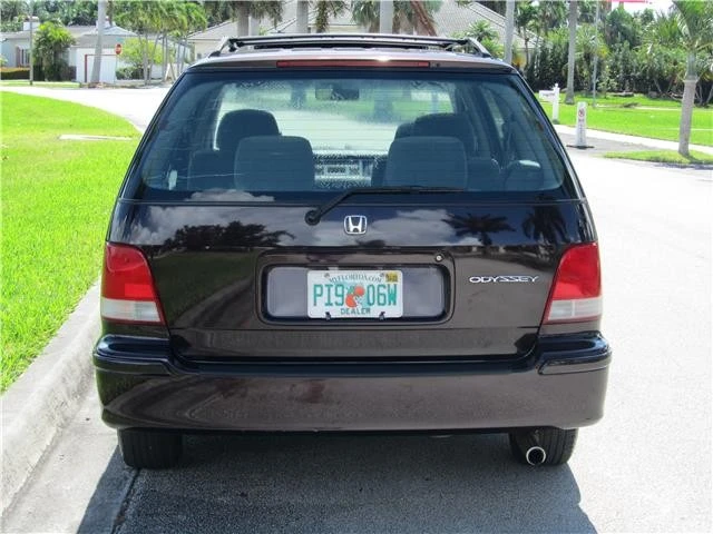 1998 Honda Odyssey - Image 4 of 12