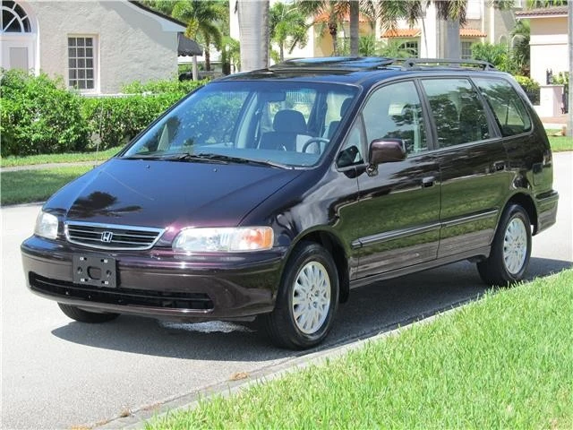 1998 Honda Odyssey - Image 10 of 12