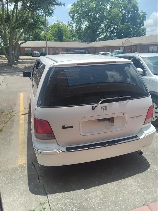 1998 Honda Odyssey - Image 2 of 21