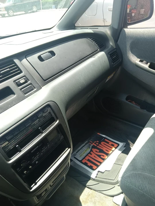 1998 Honda Odyssey - Image 9 of 21