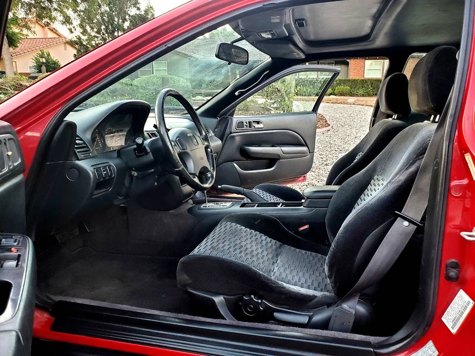 1998 Honda Prelude 5th Gen - Image 9 of 24