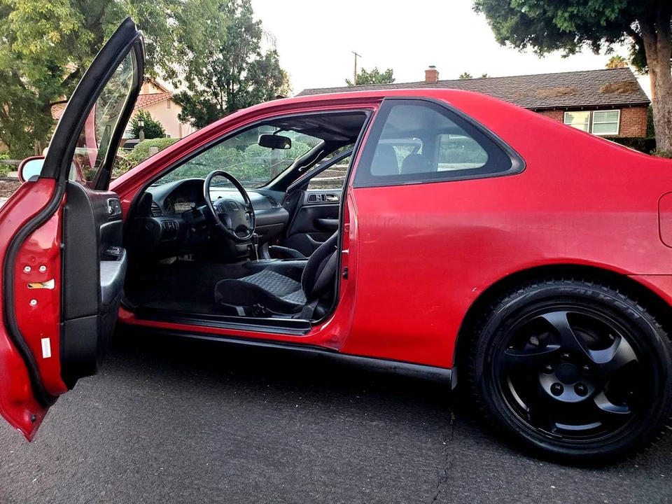 1998 Honda Prelude 5th Gen - Image 8 of 24