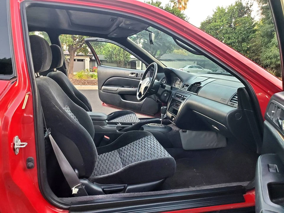 1998 Honda Prelude 5th Gen - Image 13 of 24