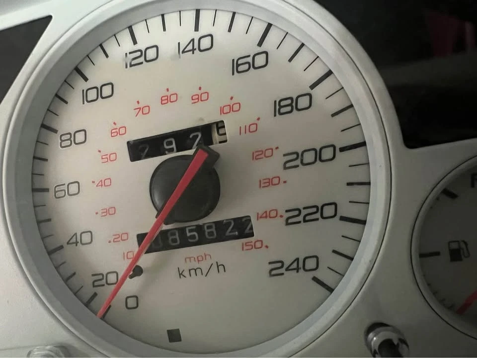 1998 Honda Prelude 5th Gen - Image 9 of 10