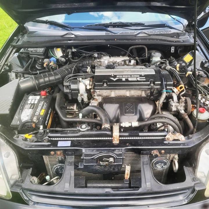 1998 Honda Prelude 5th Gen - Image 7 of 8