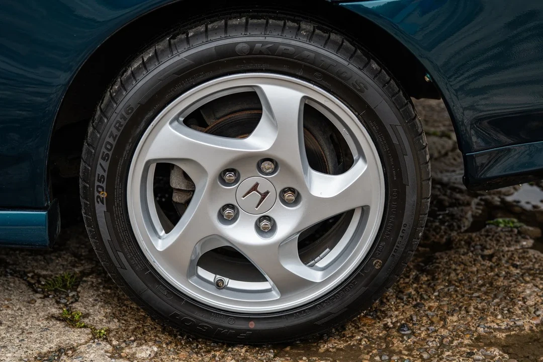 1998 Honda Prelude 5th Gen - Image 15 of 30