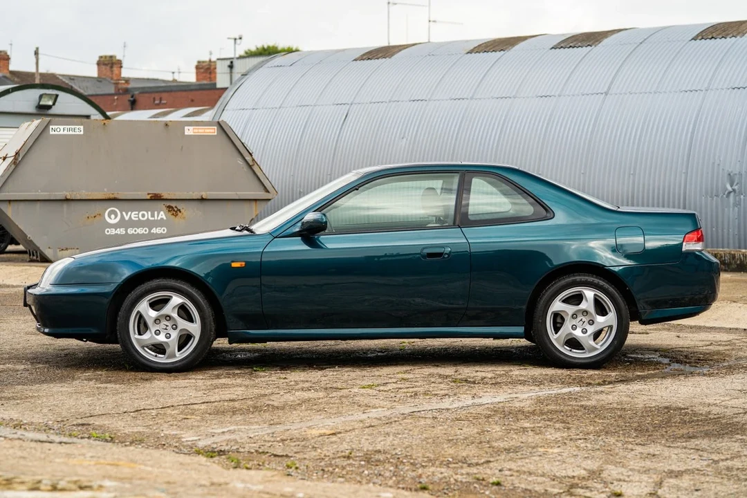 1998 Honda Prelude 5th Gen - Image 4 of 30