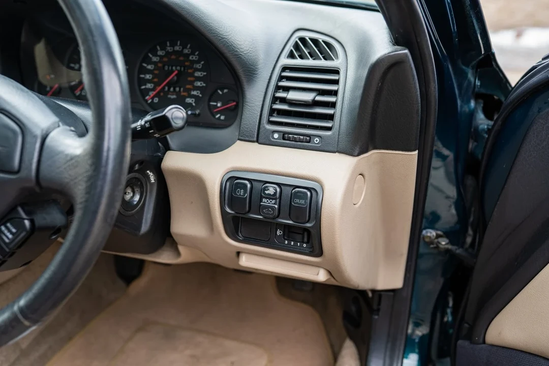 1998 Honda Prelude 5th Gen - Image 20 of 30