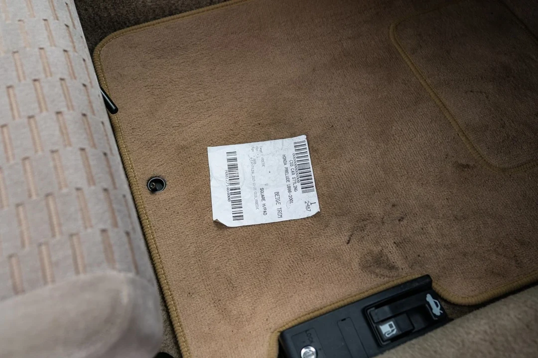 1998 Honda Prelude 5th Gen - Image 26 of 30