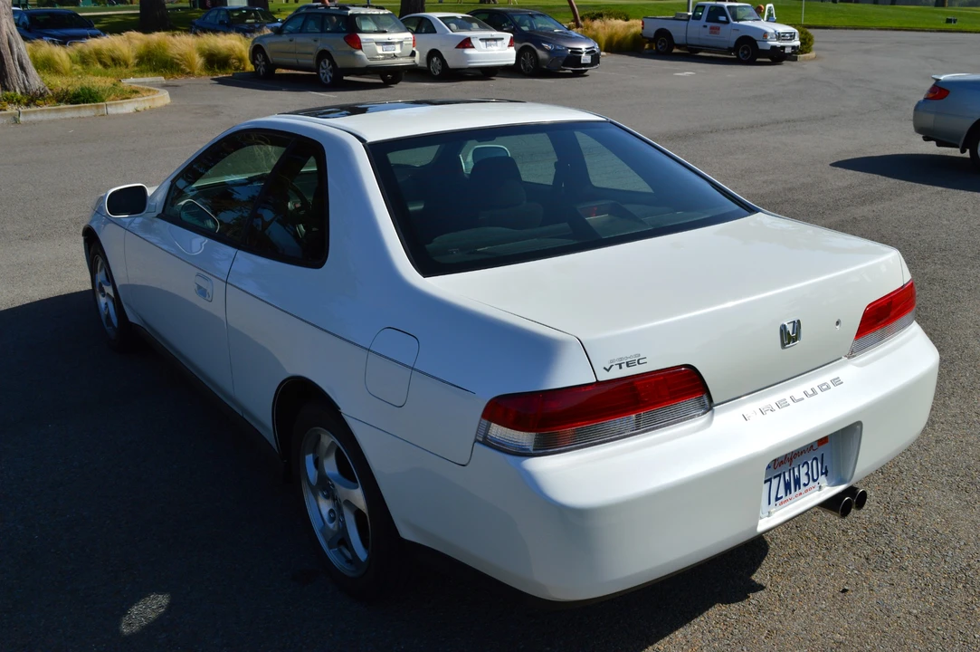 1998 Honda Prelude 5th Gen - Image 6 of 31