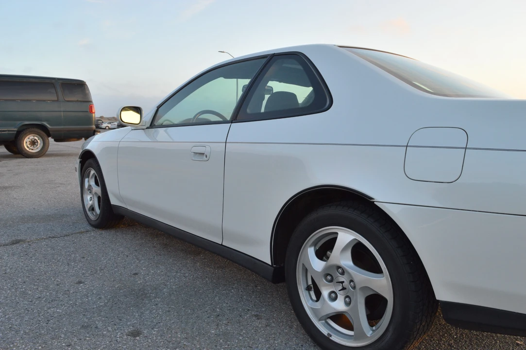 1998 Honda Prelude 5th Gen - Image 21 of 31