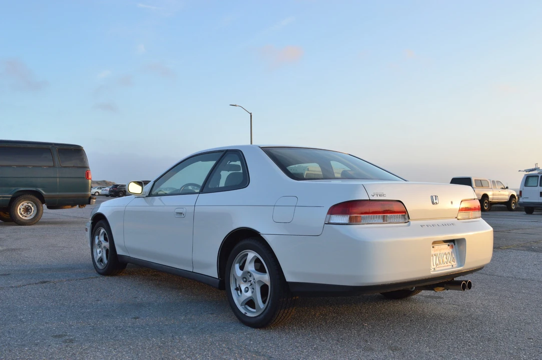 1998 Honda Prelude 5th Gen - Image 20 of 31