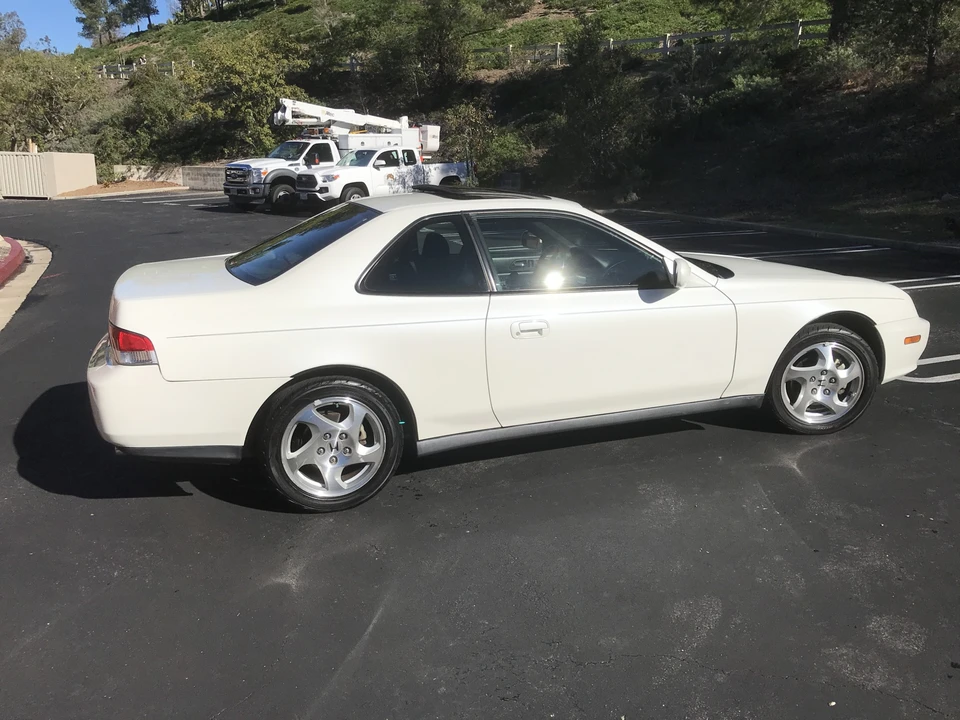 1998 Honda Prelude 5th Gen - Image 10 of 31