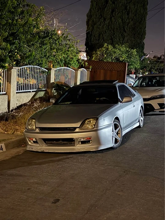 1998 Honda Prelude 5th Gen - Image 2 of 13