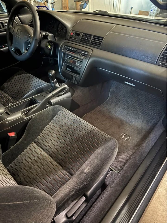 1998 Honda Prelude 5th Gen - Image 4 of 8