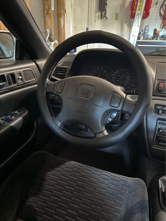 1998 Honda Prelude 5th Gen - Image 5 of 8