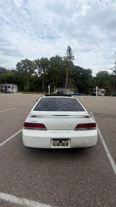 1998 Honda Prelude 5th Gen - Image 4 of 6