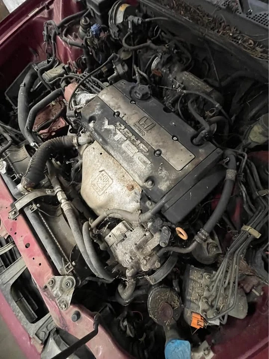 1998 Honda Prelude 5th Gen - Image 9 of 12