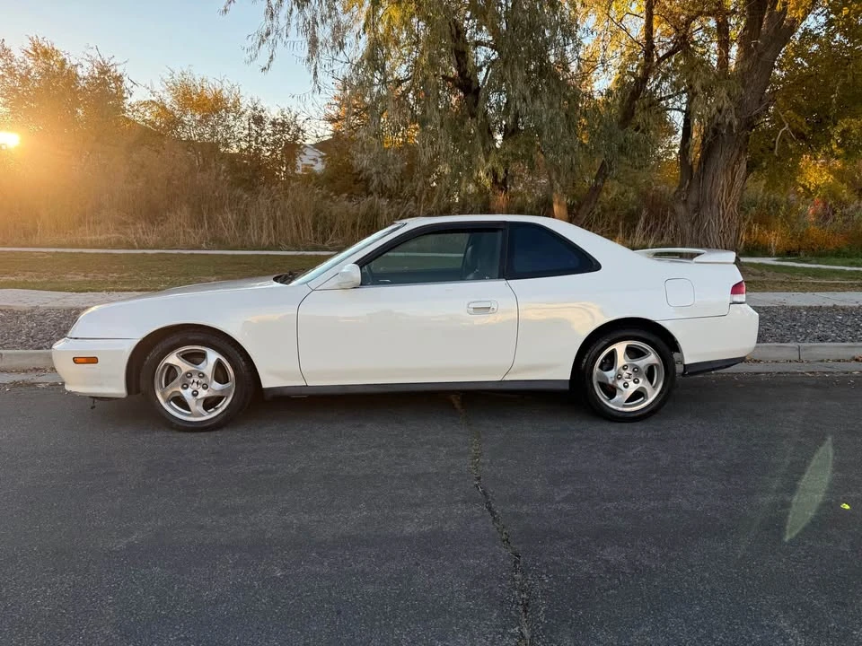 1998 Honda Prelude 5th Gen - Image 2 of 7