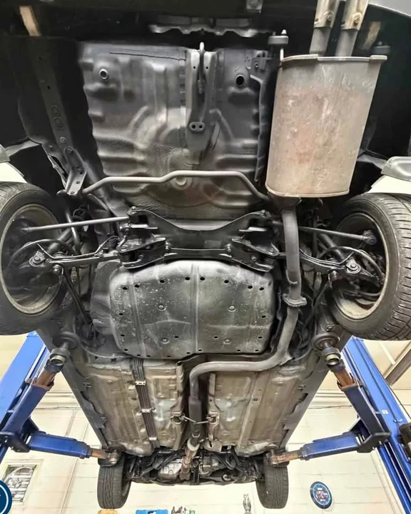 1998 Honda Prelude 5th Gen - Image 12 of 13