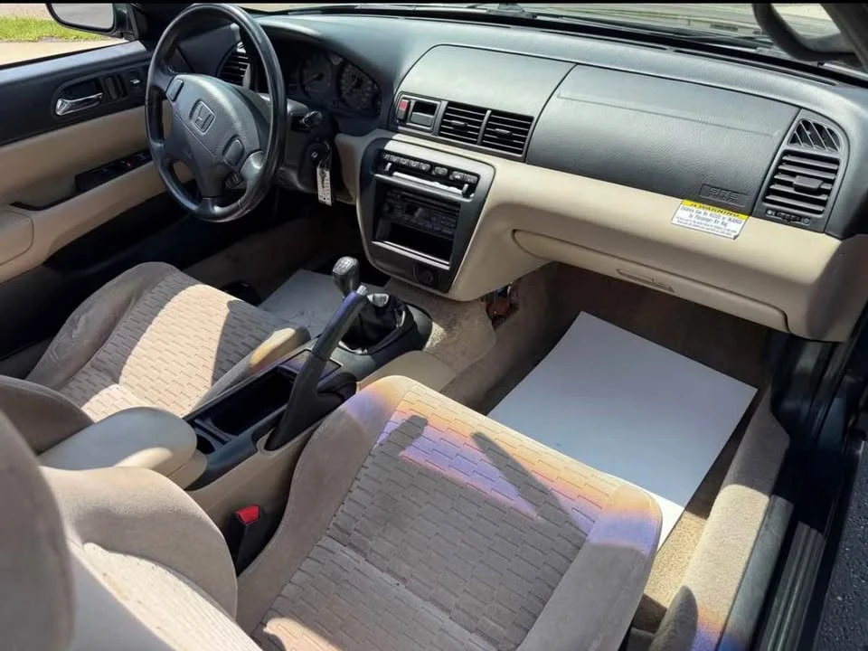 1998 Honda Prelude 5th Gen - Image 10 of 13