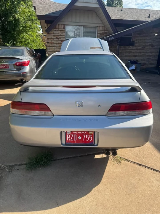 1998 Honda Prelude 5th Gen - Image 11 of 12