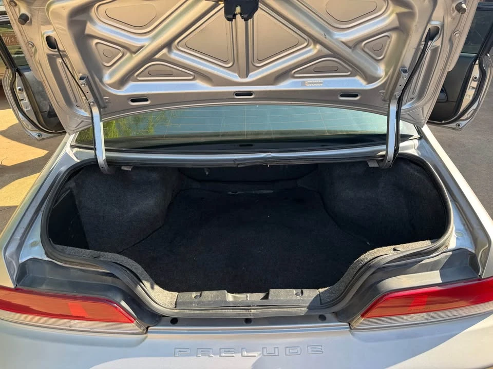 1998 Honda Prelude 5th Gen - Image 2 of 12