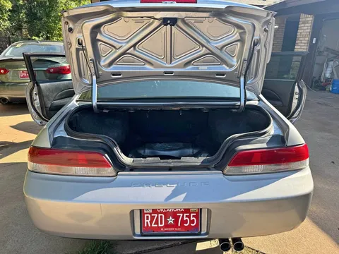1998 Honda Prelude Coupe 2D