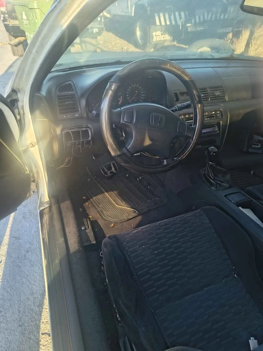1998 Honda Prelude 5th Gen - Image 8 of 9