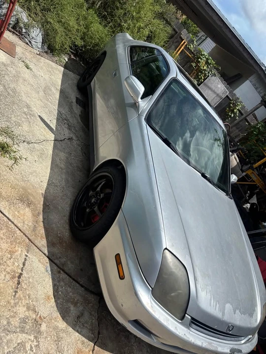 1998 Honda Prelude 5th Gen - Image 5 of 13