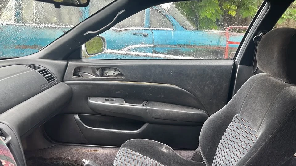 1998 Honda Prelude 5th Gen - Image 12 of 13