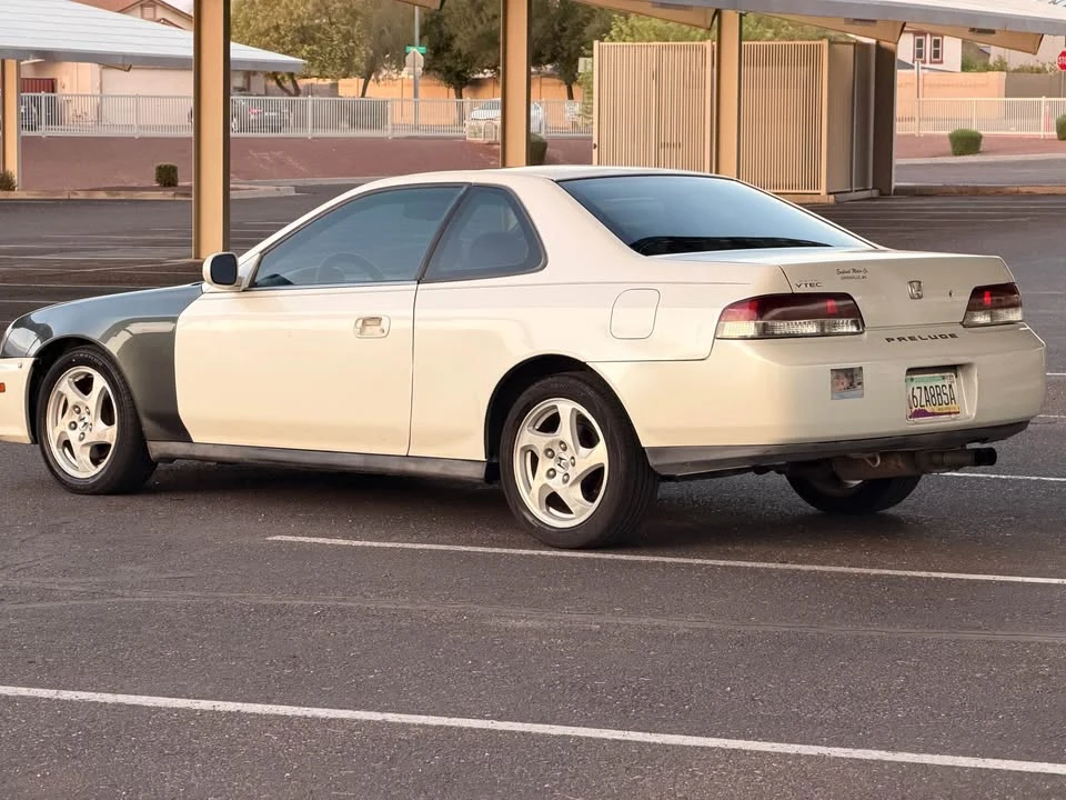 1998 Honda Prelude 5th Gen - Image 2 of 6