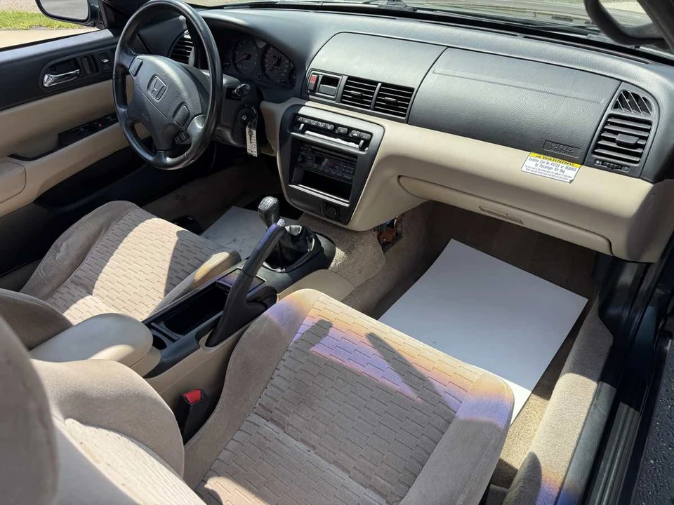 1998 Honda Prelude 5th Gen - Image 19 of 26