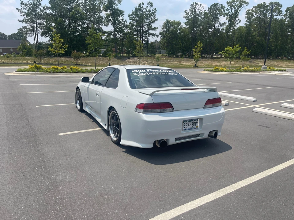 1998 Honda Prelude 5th Gen - Image 13 of 31