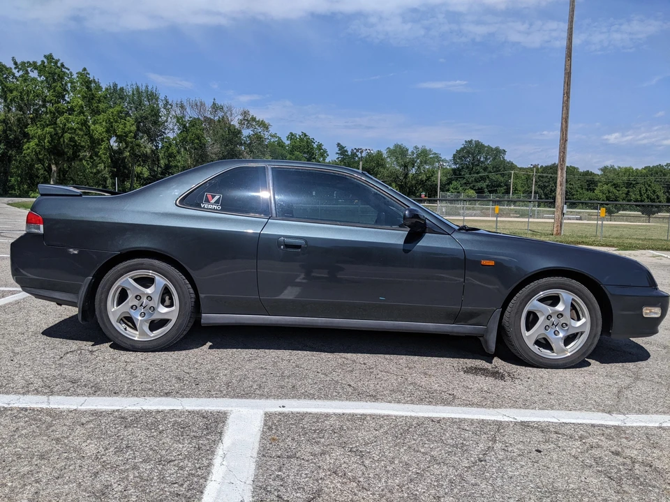1998 Honda Prelude 5th Gen - Image 21 of 31