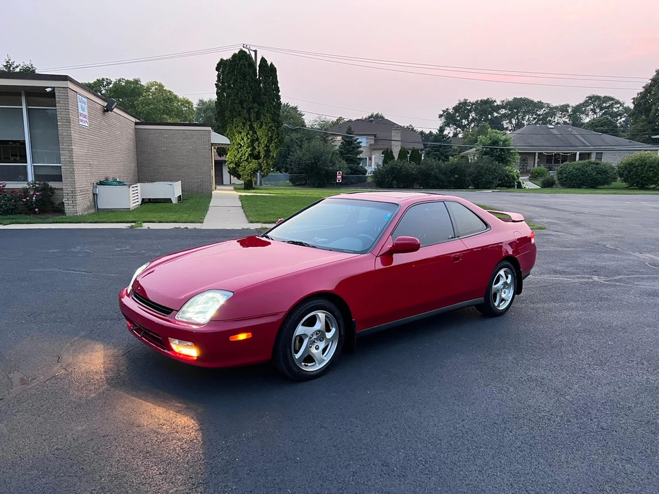 1998 Honda Prelude 5th Gen - Image 14 of 31