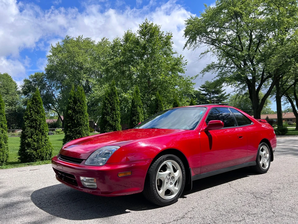 1998 Honda Prelude 5th Gen - Image 13 of 31