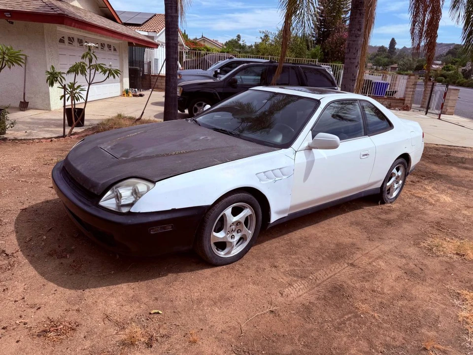 1998 Honda Prelude 5th Gen - Image 2 of 6